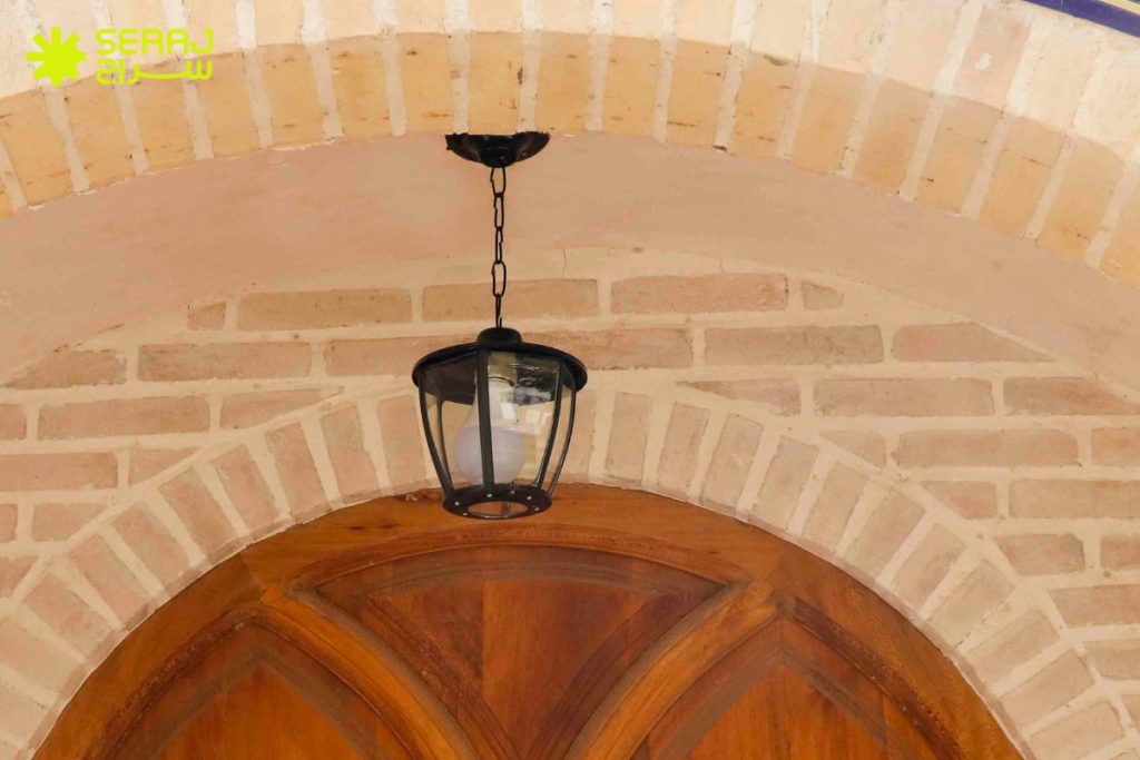 شیشه چراغ باغی