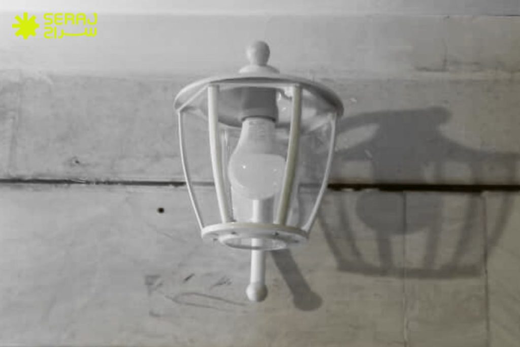 چراغ دیواری چیست و چه کاربردی دارد؟