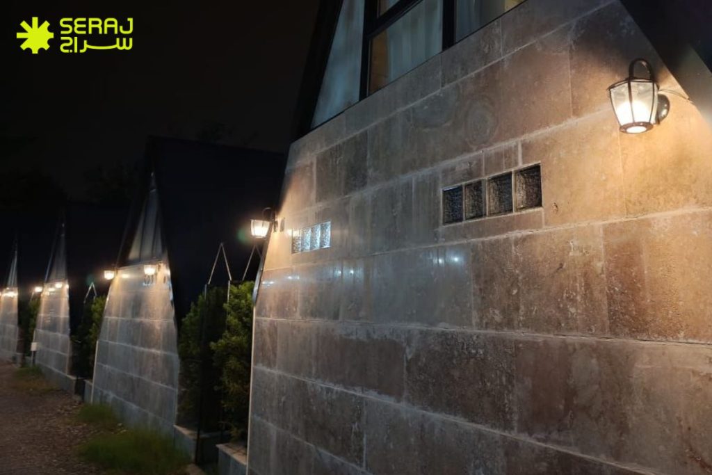 چراغ باغی دیواری چیست و چه کاربردی دارد؟