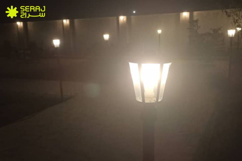 عوامل مؤثر بر قیمت چراغ چمنی حیاط