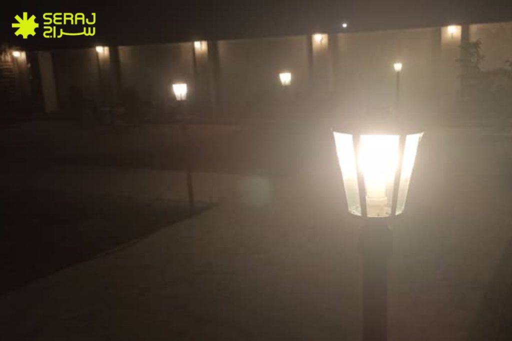 اهمیت انتخاب رنگ نور در چراغ های حیاطی