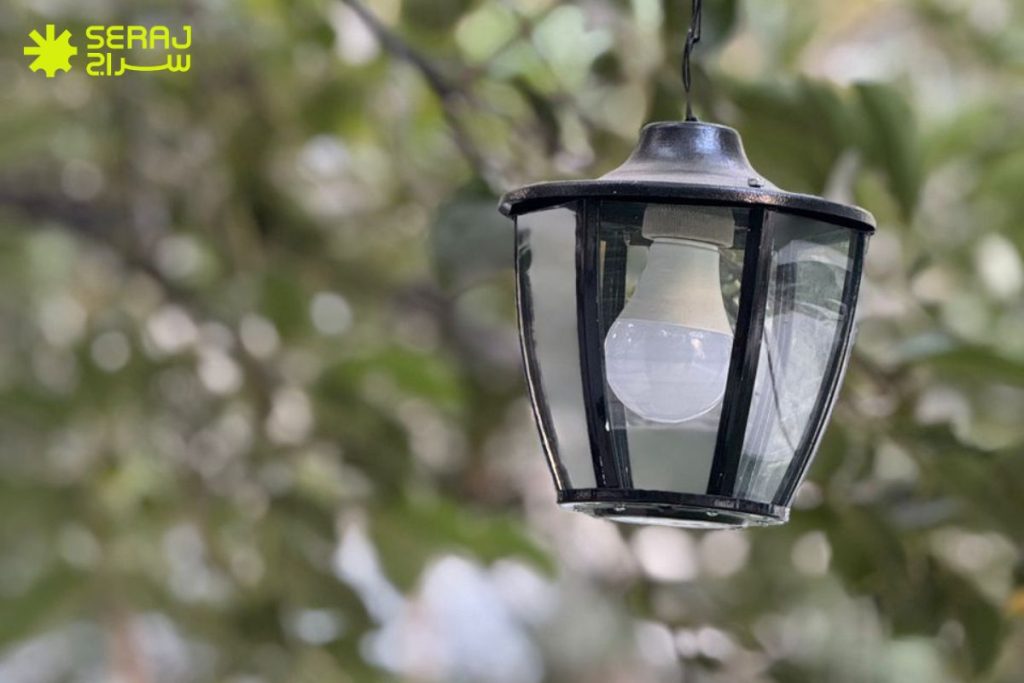 قیمت چراغ سقفی روکار به چه عواملی بستگی دارد؟